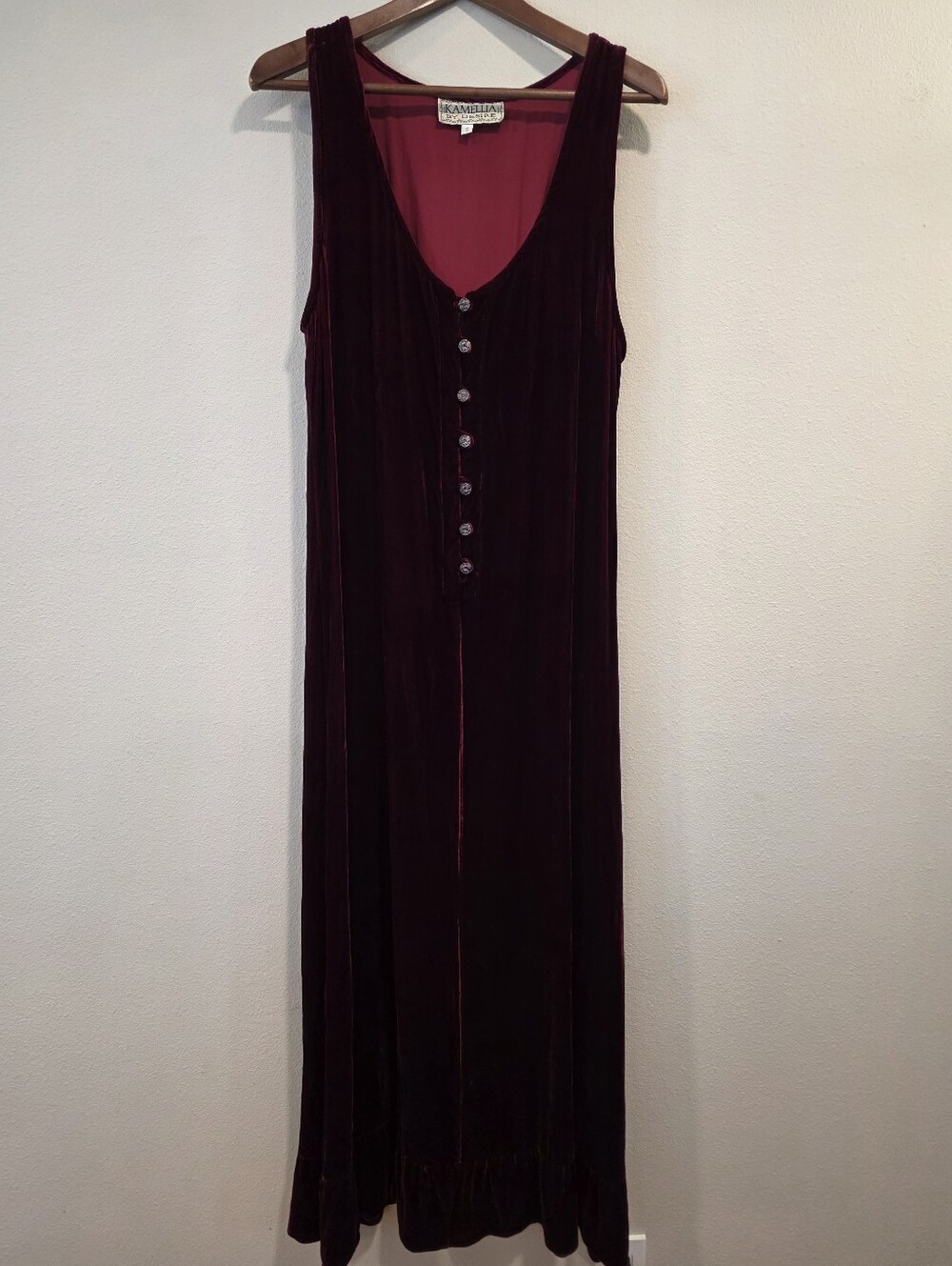 Kamellia by Desire Vintage 90's Red Velvet Maxi Dress